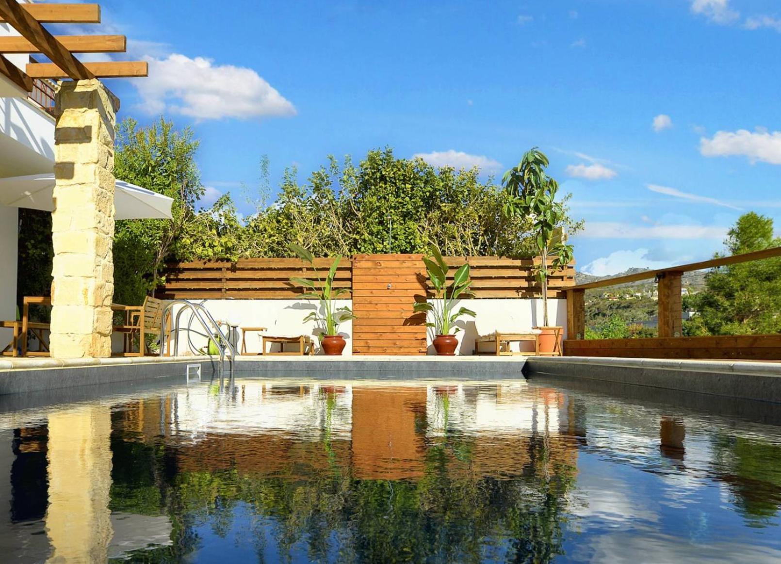 Villa Aura - Villa In Pégeia Exteriör bild
